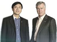 Yuanqing Yang Prsident du conseil et Steve Ward, Chef de la direction Lenovo 